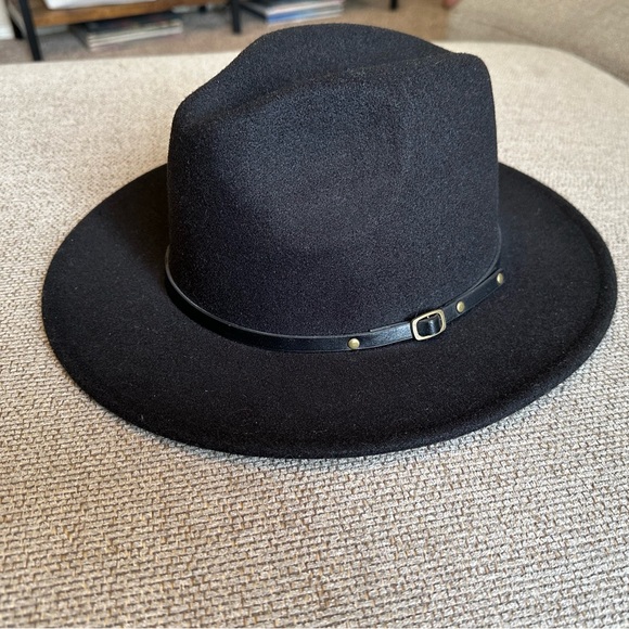 Wide Brim Hats - Black and Gray (Set of 2) - Picture 5 of 8